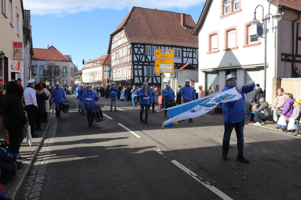 Farbenrausch und Frohsinn